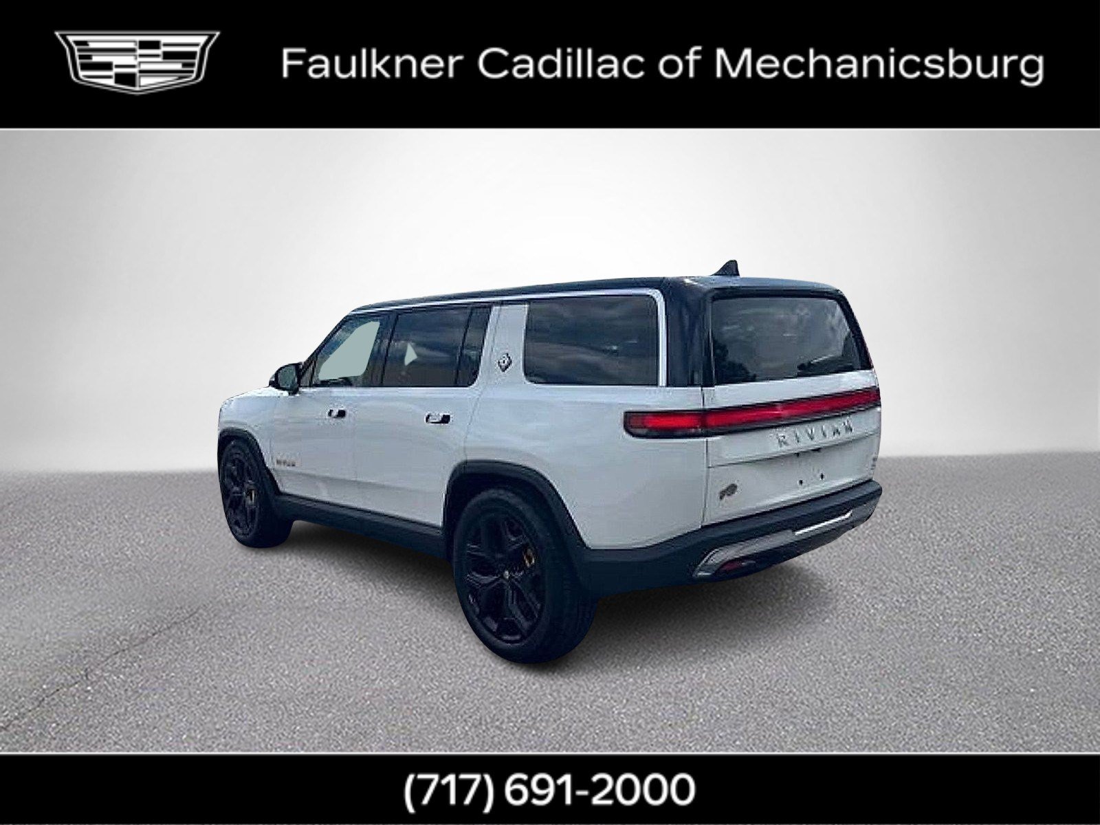Used 2023 Rivian R1S Launch Edition AWD/4WD image 8