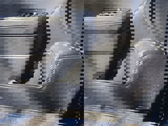 Used 2025 Subaru Forester Limited image 30