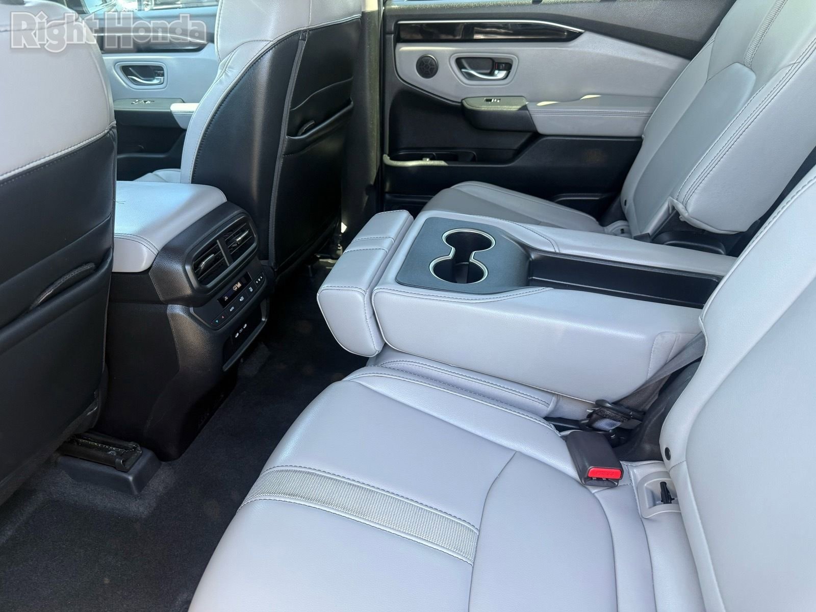 Certified 2025 Honda Pilot EX-L image 28