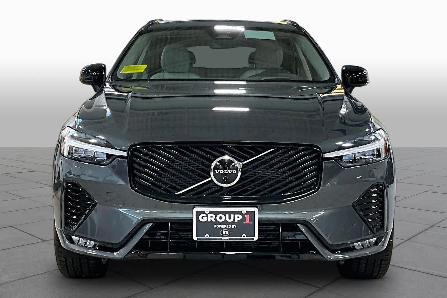 New 2027 Volvo XC60 B5 Ultra AWD/4WD image 2
