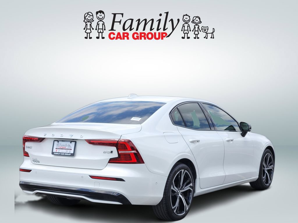 Used 2024 Volvo S60 B5 Plus AWD/4WD image 4