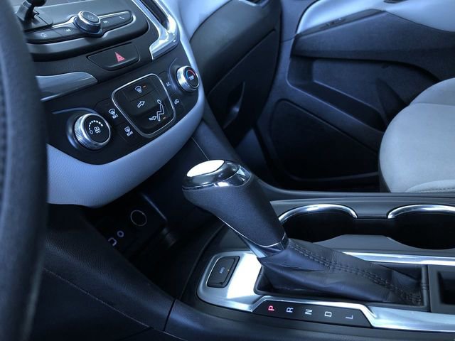 Used 2020 Chevrolet Equinox LS w/ LS Convenience Package image 29