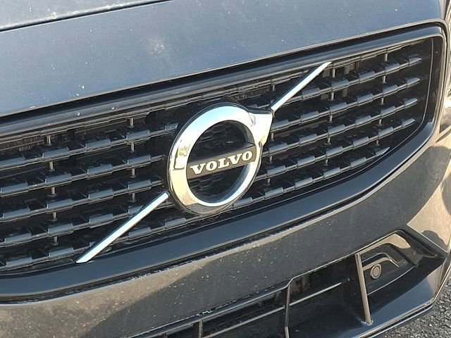 Used 2022 Volvo S60 T8 R-Design Expression w/ Premium Package image 10