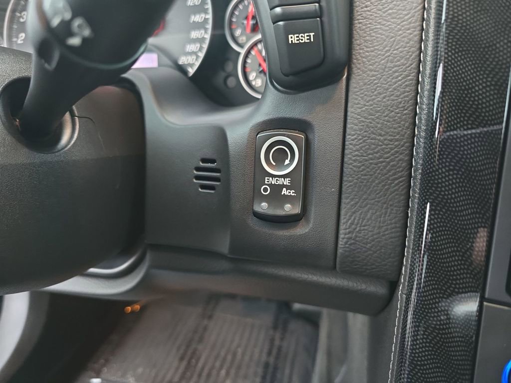 Used 2013 Chevrolet Corvette Grand Sport w/ 2LT Preferred Equipment Group image 17