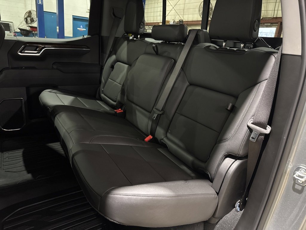 New 2026 GMC Sierra 1500 Elevation image 38