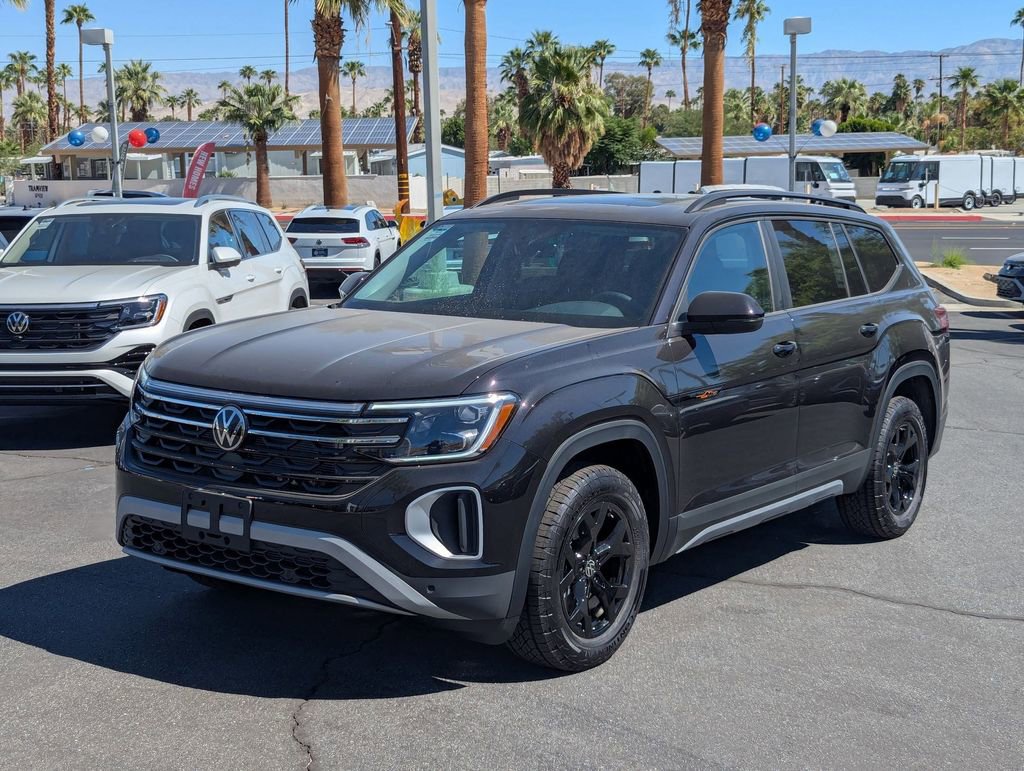 New 2026 Volkswagen Atlas Peak Edition image 8