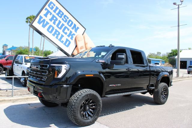 Used 2025 GMC Sierra 2500 AT4 w/ AT4 Premium Plus Package image 1