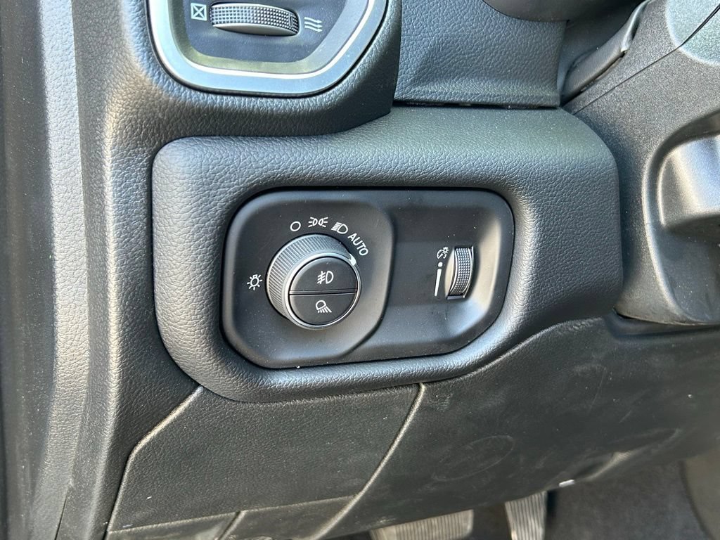 New 2026 RAM 3500 Big Horn AWD/4WD image 46