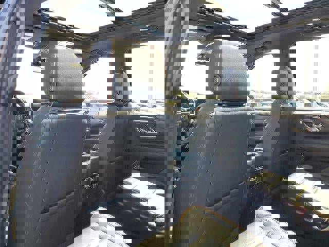 Used 2022 GMC Yukon AT4 image 7