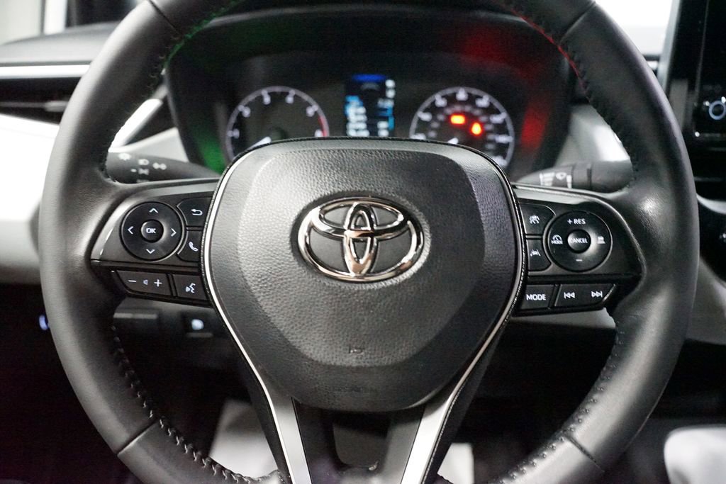 Used 2024 Toyota Corolla SE image 12