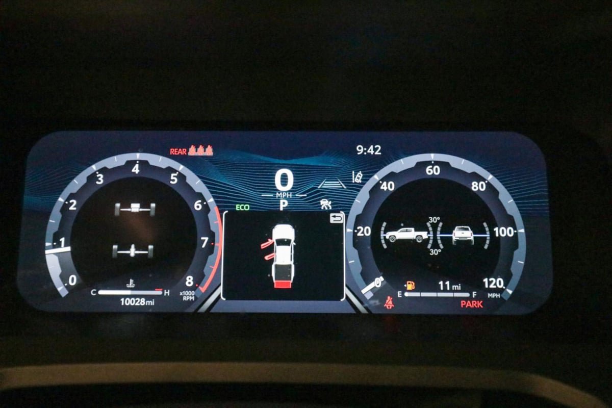 Used 2025 Toyota Tacoma TRD Sport AWD/4WD image 14