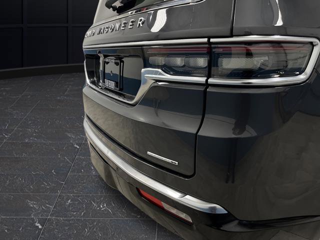 Used 2022 Jeep Grand Wagoneer Series I image 39