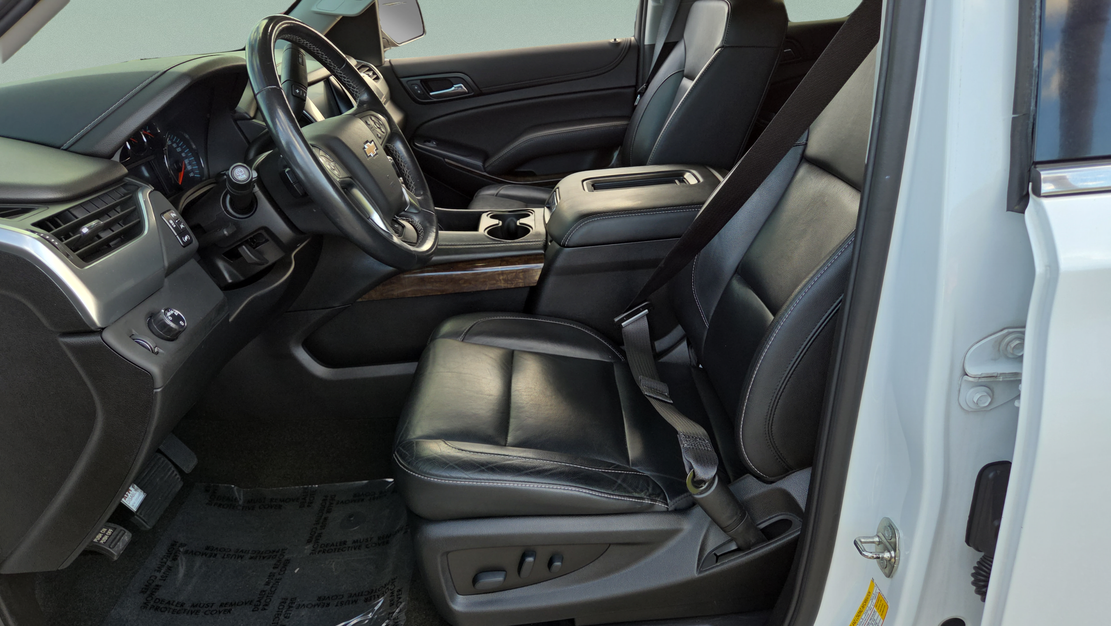 Used 2018 Chevrolet Suburban LT RWD image 9