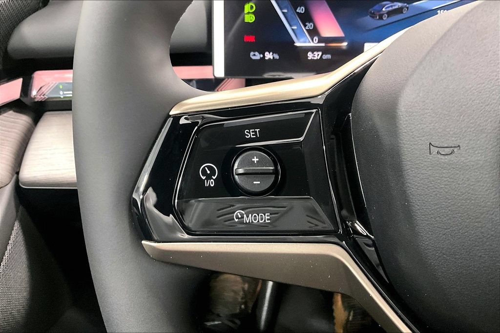 New 2026 BMW i5 eDrive40 w/ Executive Package RWD image 12