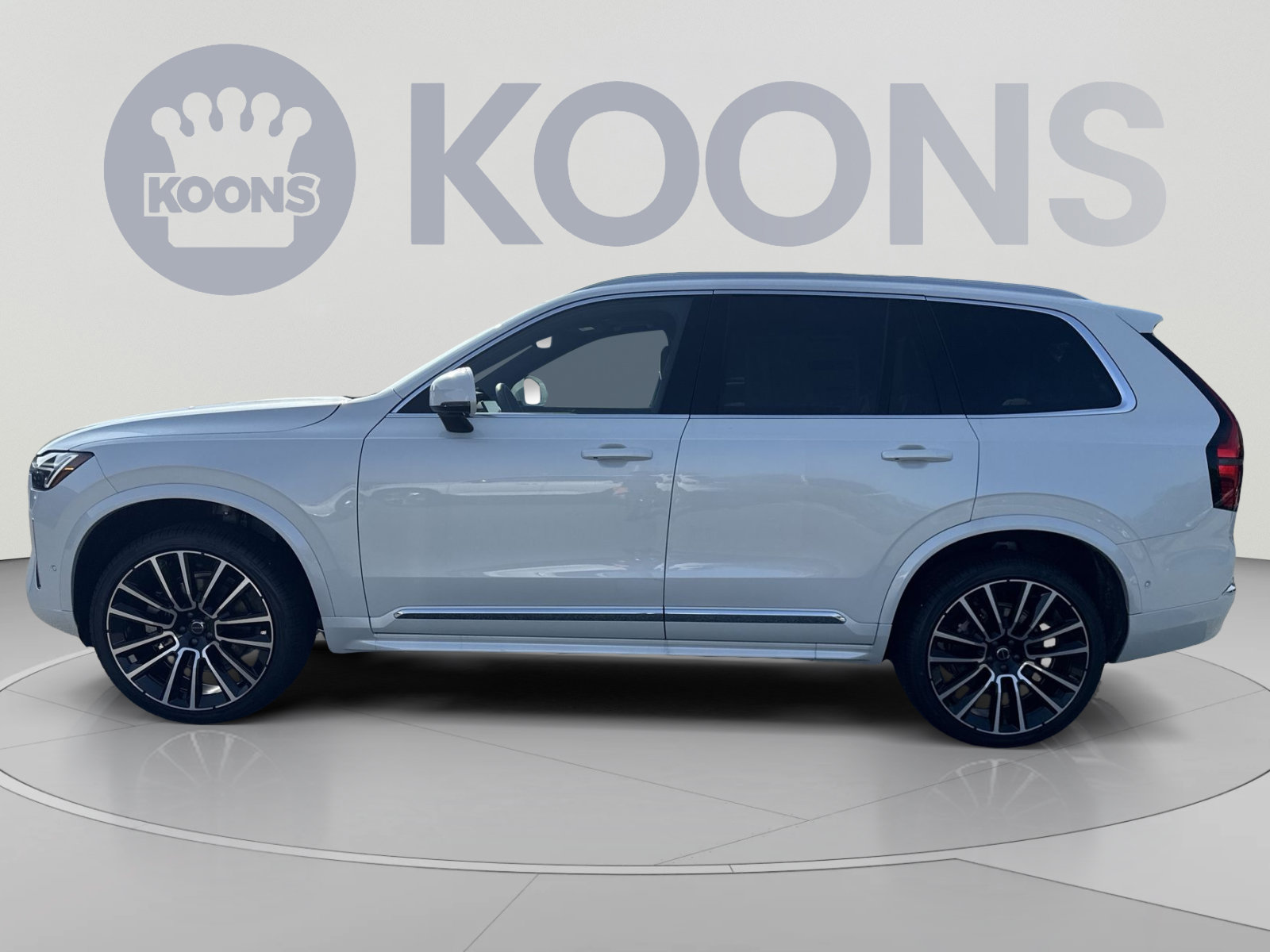 New 2026 Volvo XC90 B6 Plus w/ Protection Package Premier AWD/4WD image 2