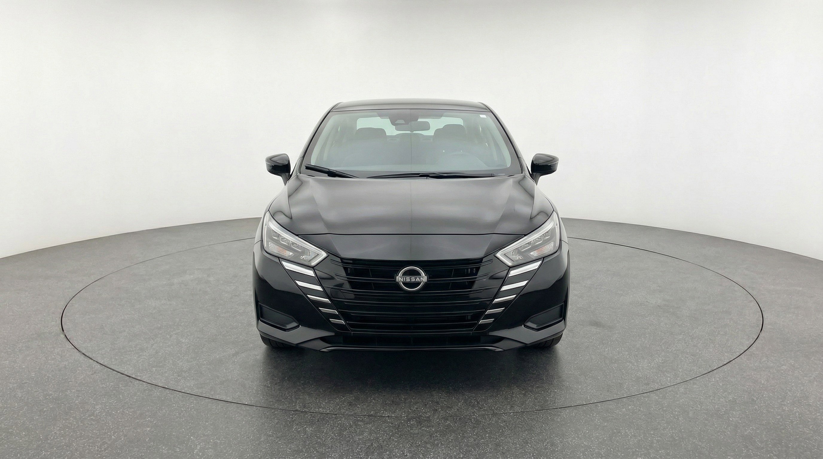 Used 2025 Nissan Versa SV FWD image 2