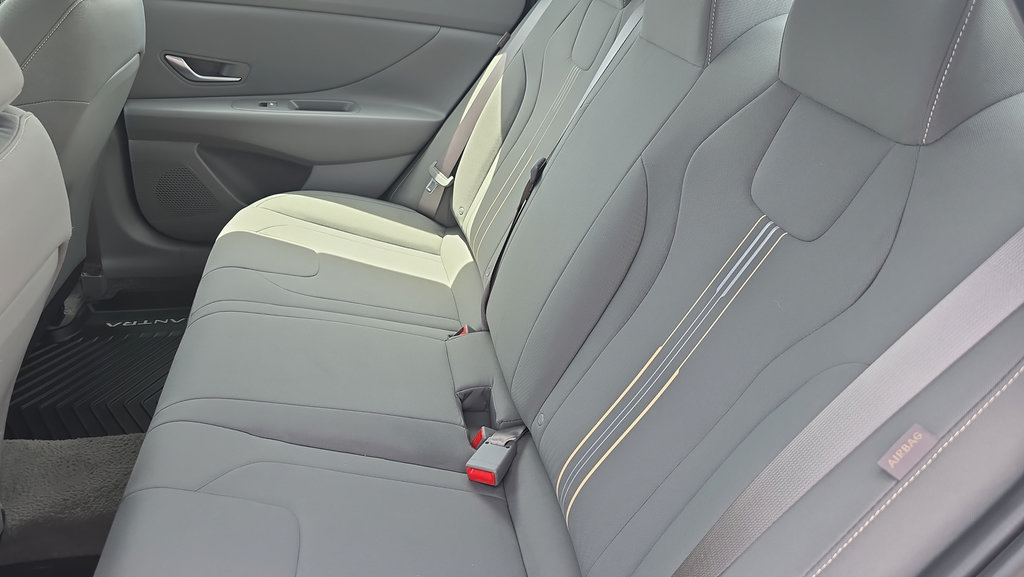 Certified 2026 Hyundai Elantra Sport FWD image 28