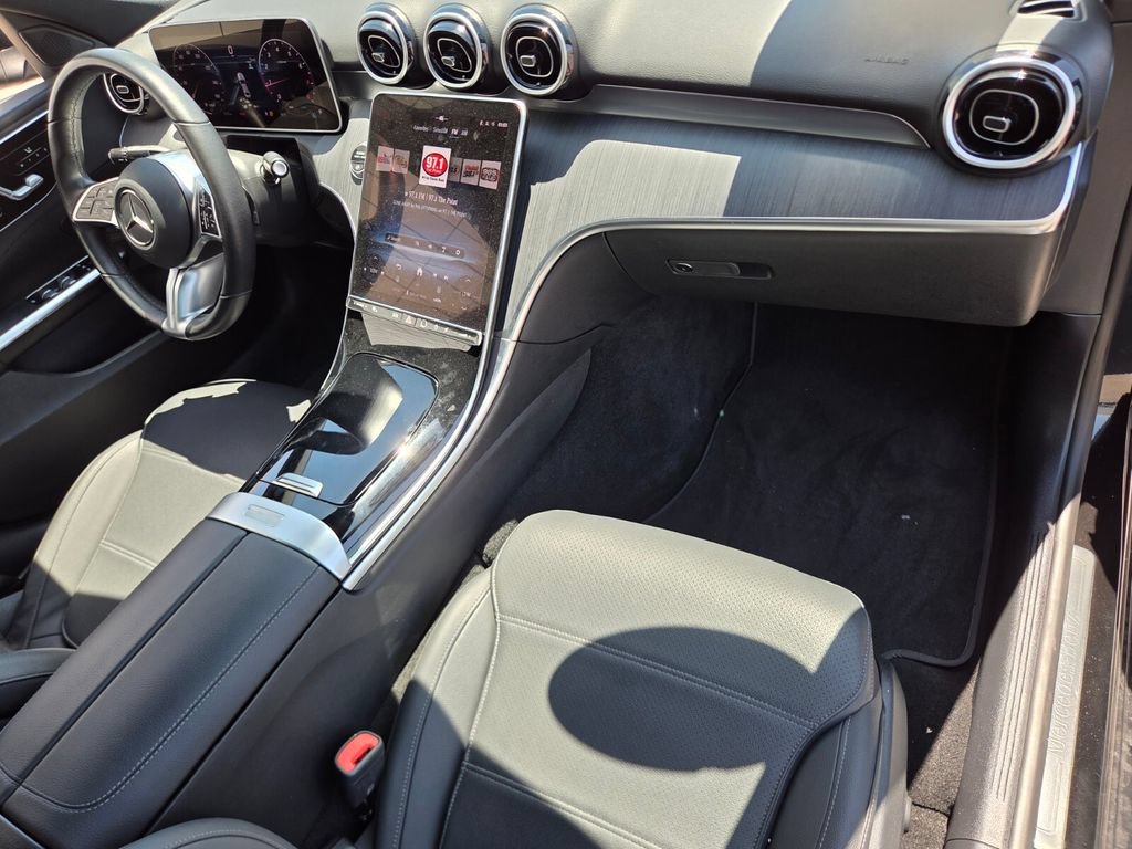 Used 2025 Mercedes-Benz C 300 4MATIC Sedan image 22