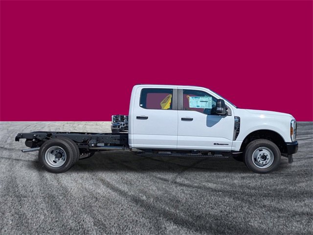 New 2026 Ford F350 XL image 3