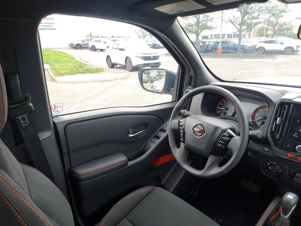 New 2025 Nissan Frontier PRO-4X AWD/4WD image 5