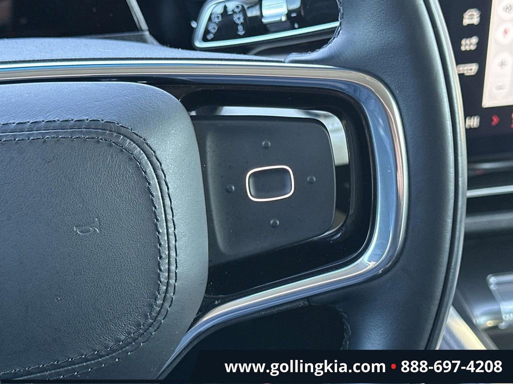 Used 2024 Lincoln Nautilus Premier image 20