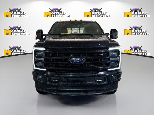 Used 2023 Ford F250 Platinum AWD/4WD image 2
