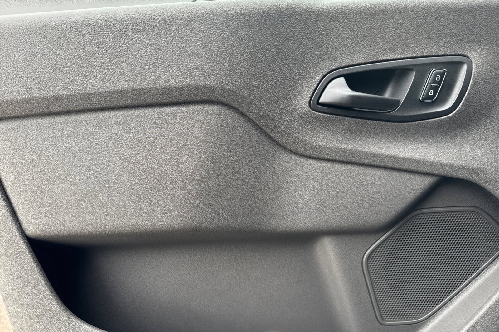 Used 2024 Ford Transit 150 Low Roof w/ Load Area Protection Package image 10