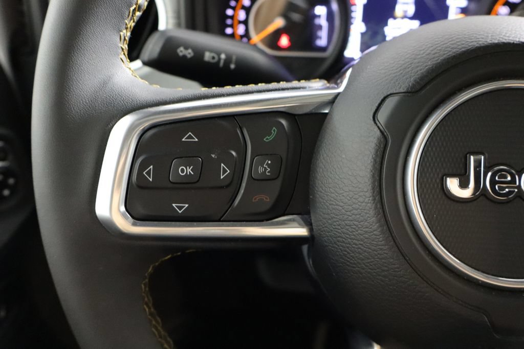 Used 2024 Jeep Wrangler Unlimited Sahara AWD/4WD image 8