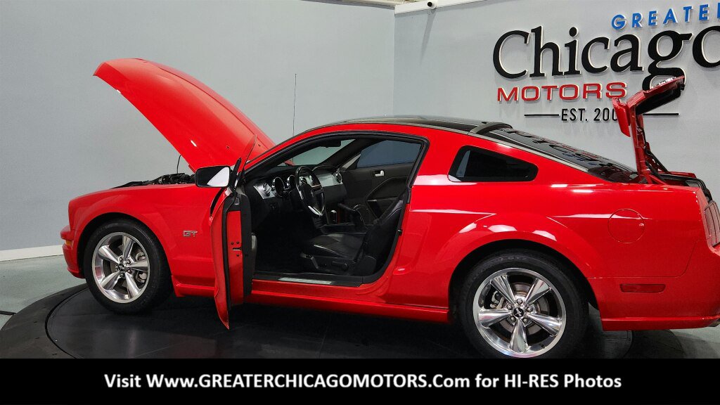 Used 2006 Ford Mustang GT RWD image 18