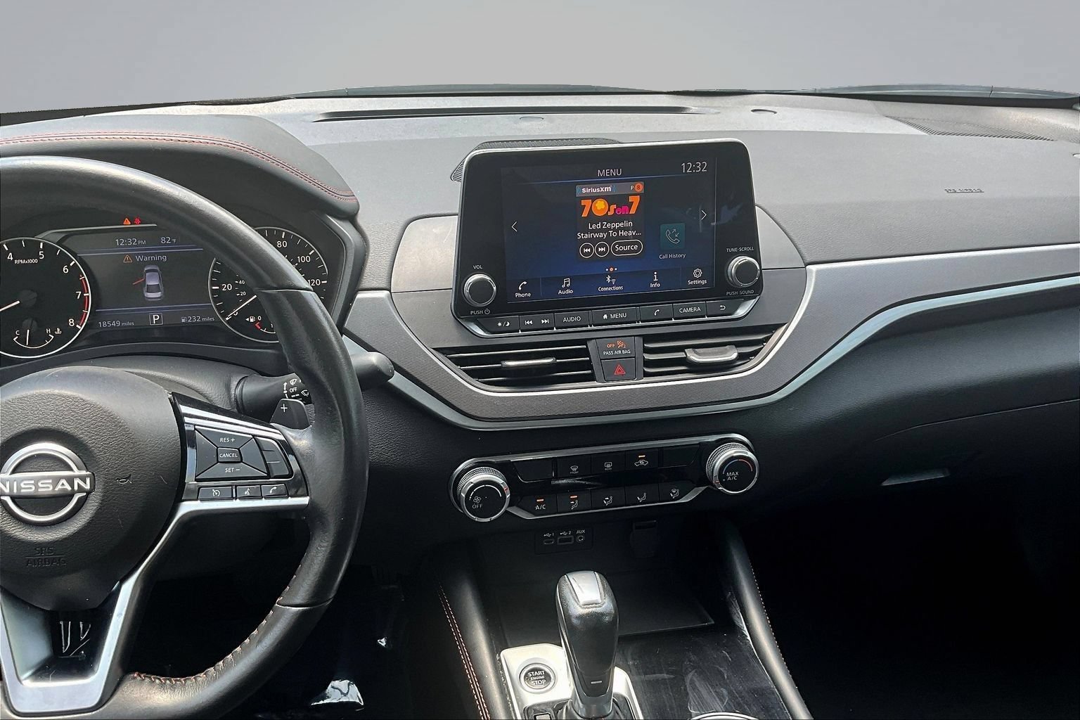 Used 2024 Nissan Altima 2.5 SR FWD image 11