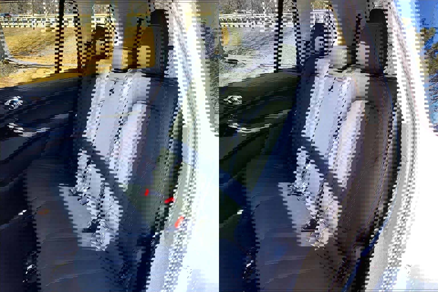 Used 2021 BMW X7 xDrive40i w/ Premium Package image 21