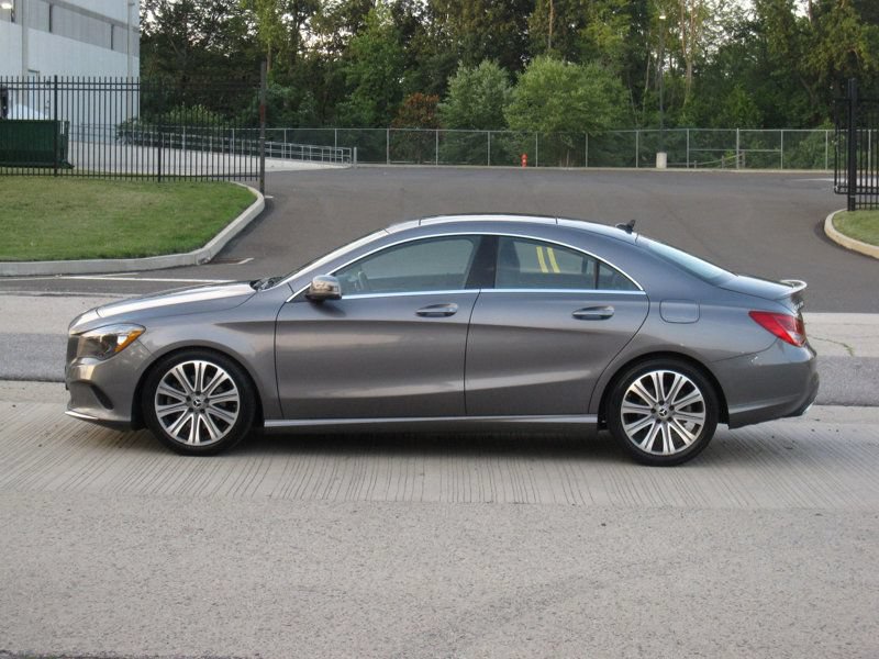 Used 2018 Mercedes-Benz CLA 250 4MATIC image 9