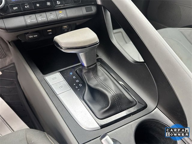 Used 2023 Hyundai Elantra SEL image 21