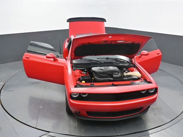 Used 2018 Dodge Challenger SXT Plus image 61