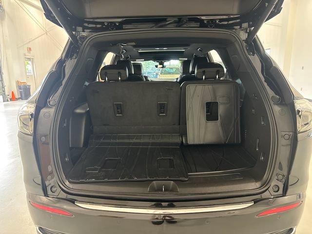 Used 2022 Buick Enclave Avenir w/ Trailering Package, 5000 lbs. AWD/4WD image 30