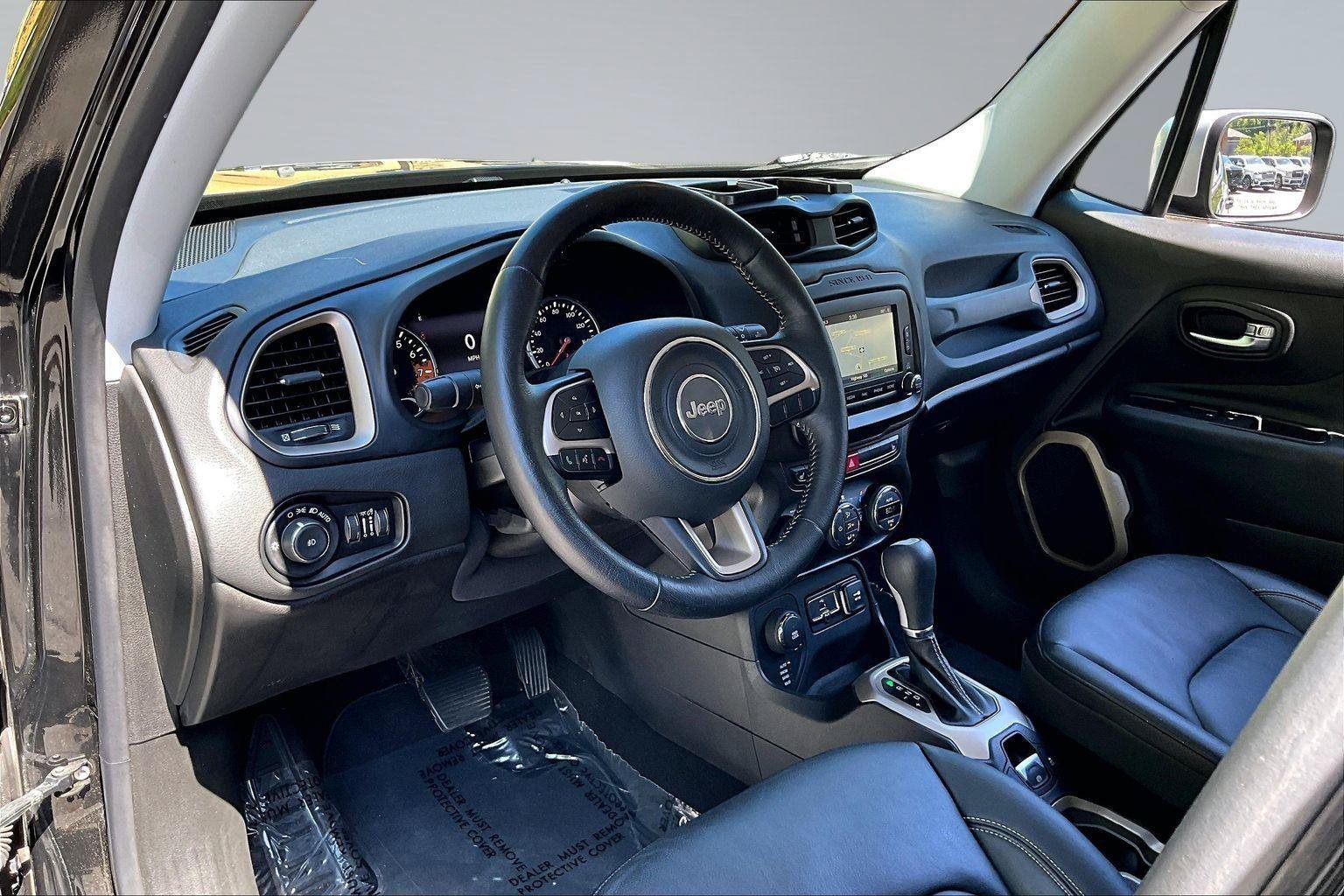 Used 2015 Jeep Renegade Limited AWD/4WD image 14