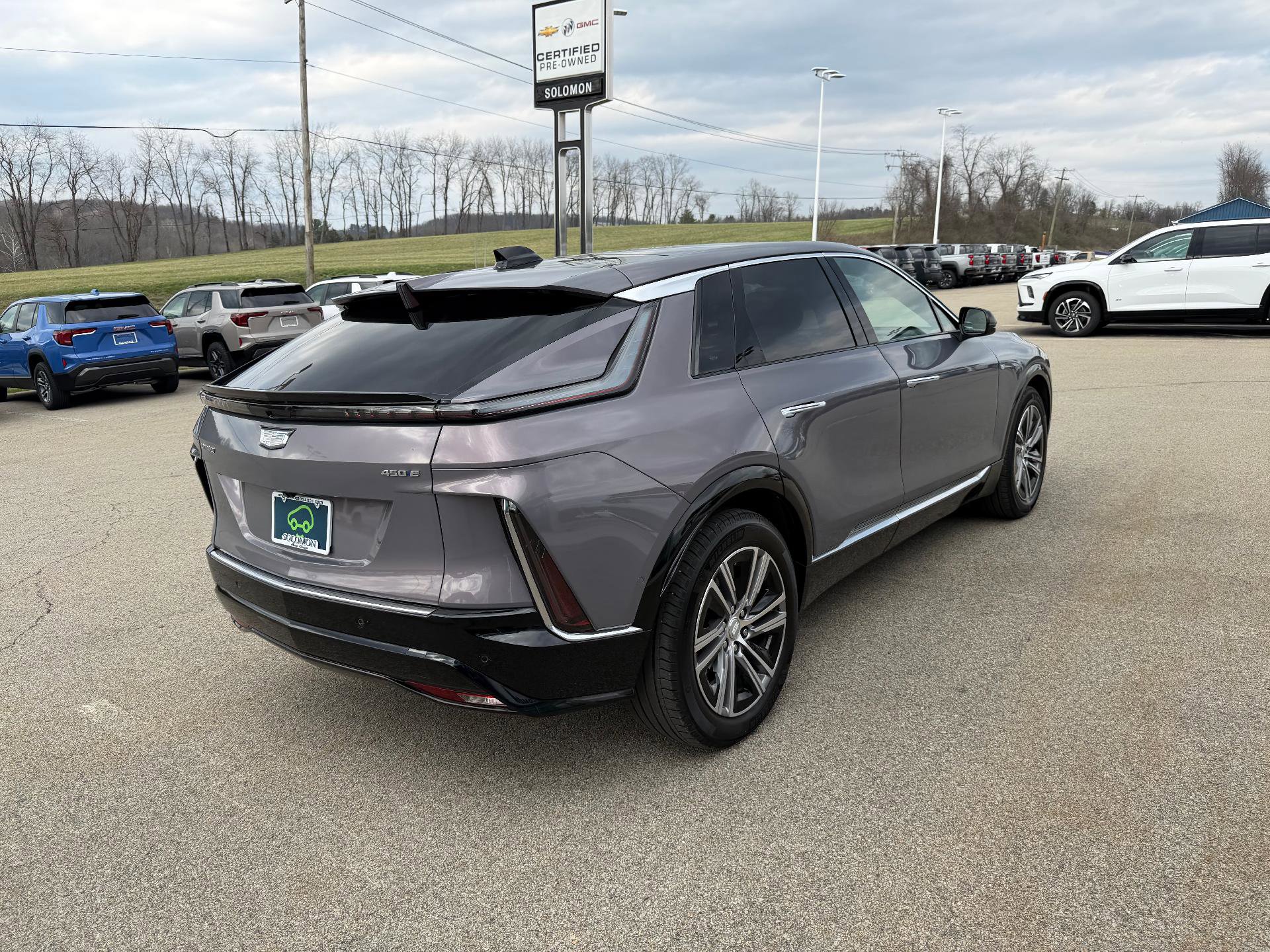 Certified 2024 Cadillac Lyriq Luxury w/ Nappa Leather Package image 6