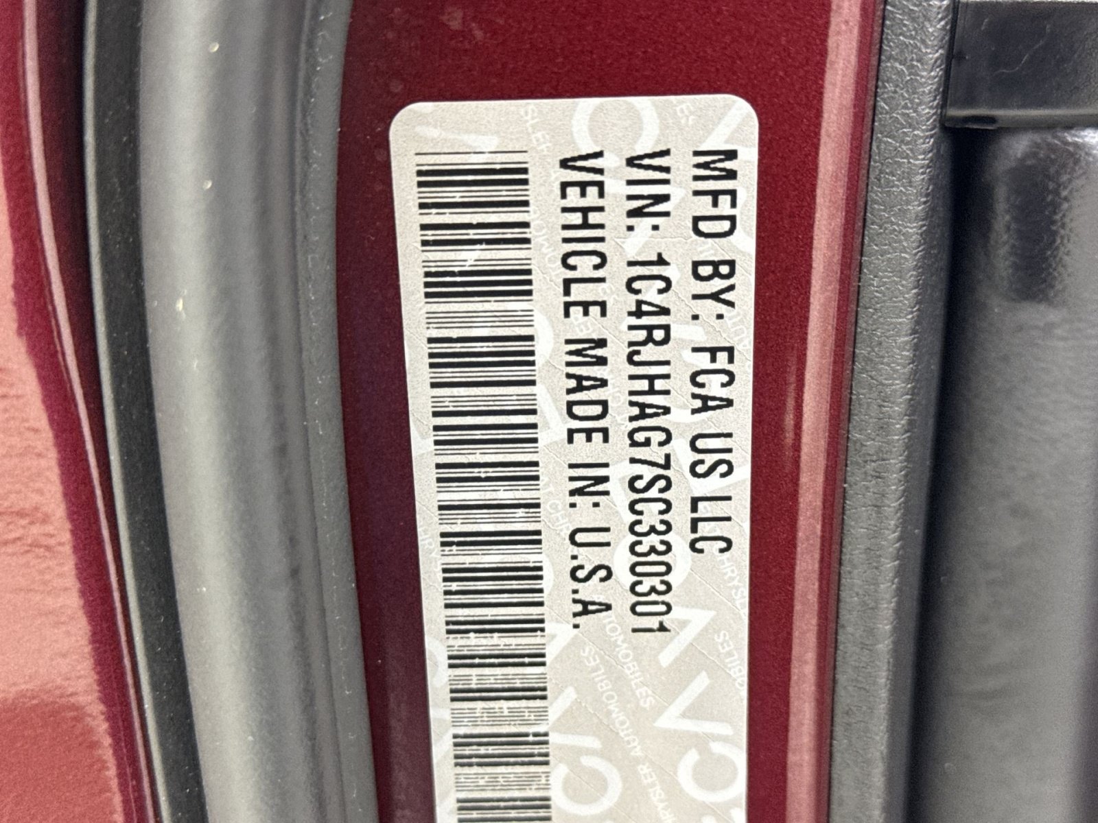 Used 2025 Jeep Grand Cherokee Laredo AWD/4WD image 42