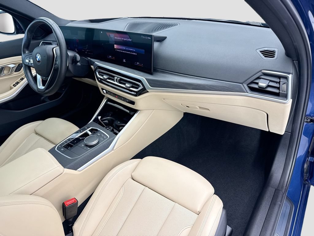Used 2023 BMW 330i Sedan w/ Premium Package RWD image 16