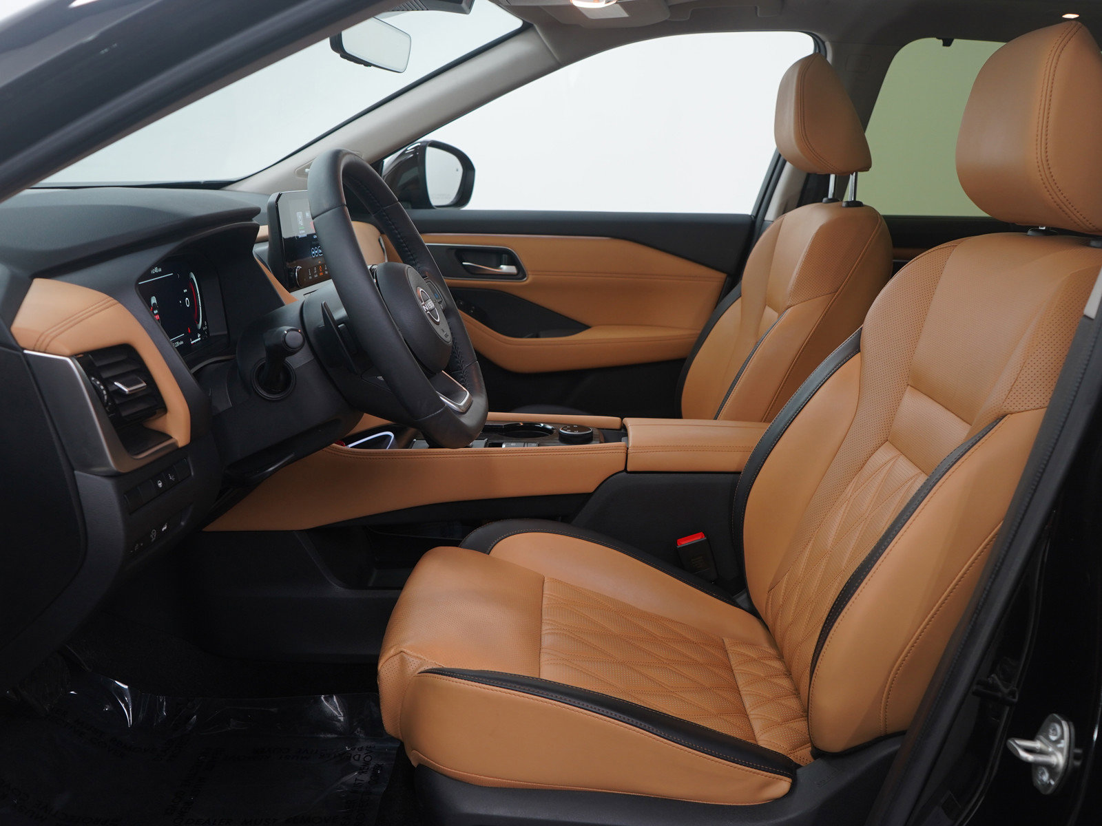 Used 2023 Nissan Rogue Platinum w/ Platinum Premium Package image 15