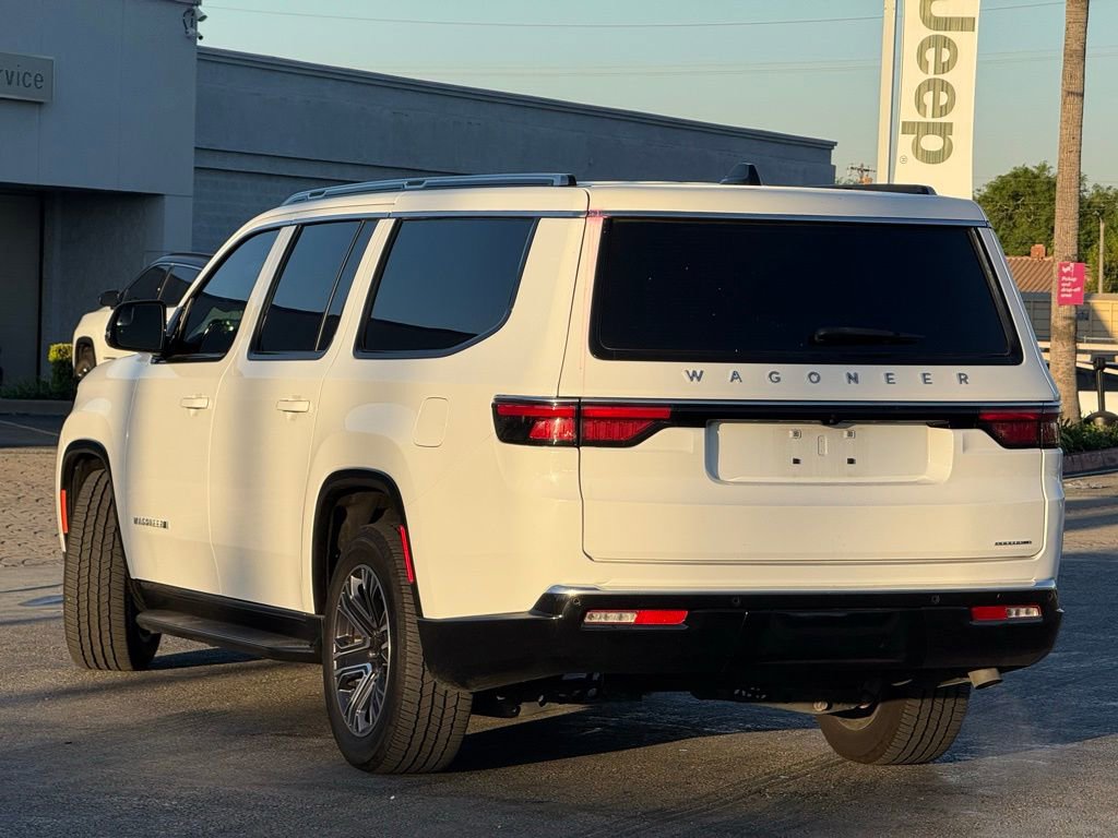 Used 2024 Jeep Wagoneer L Series II image 2
