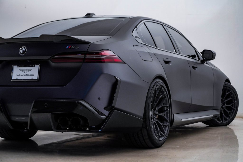 Used 2026 BMW M5 w/ Executive Package image 11
