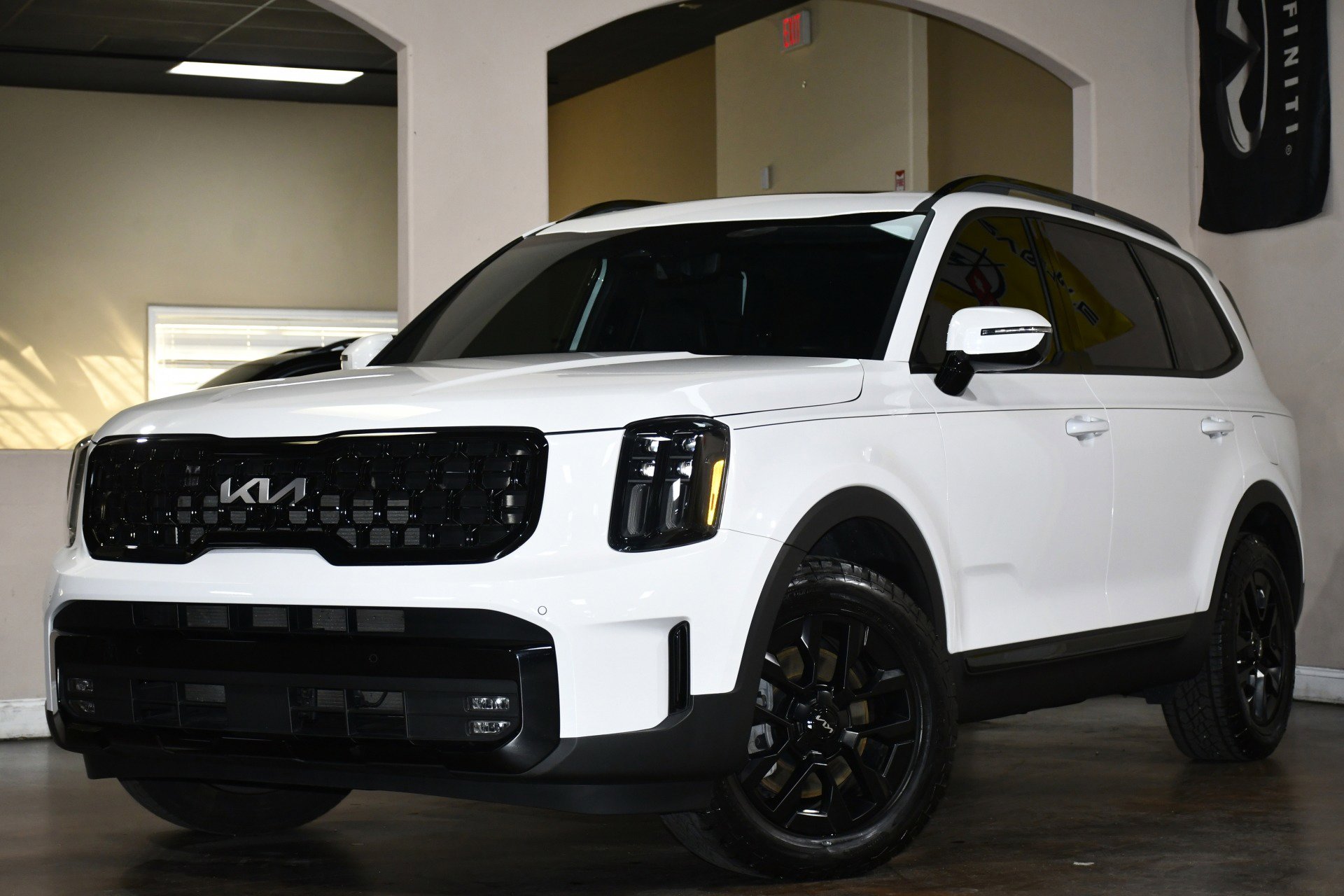 Used 2024 Kia Telluride SX Prestige X-Pro image 4
