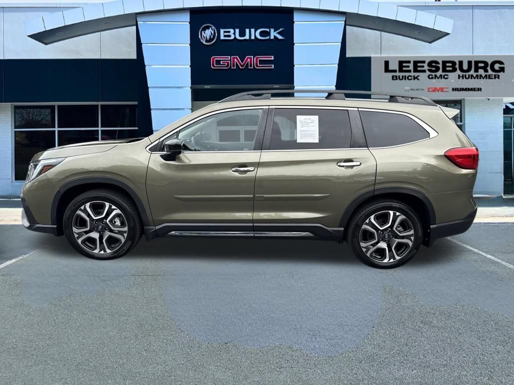 Used 2024 Subaru Ascent Touring AWD/4WD image 4