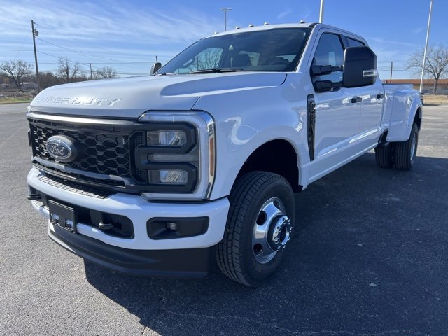 New 2026 Ford F350 XL w/ STX Appearance Package image 3