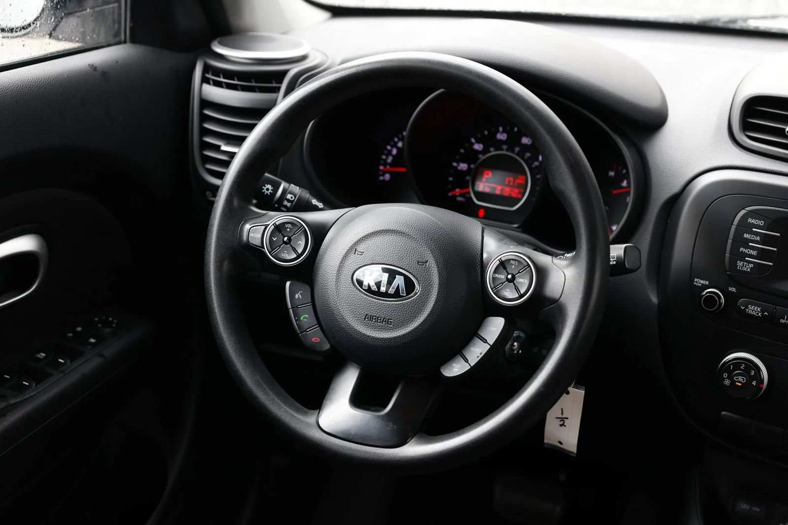 Used 2015 Kia Soul FWD image 30