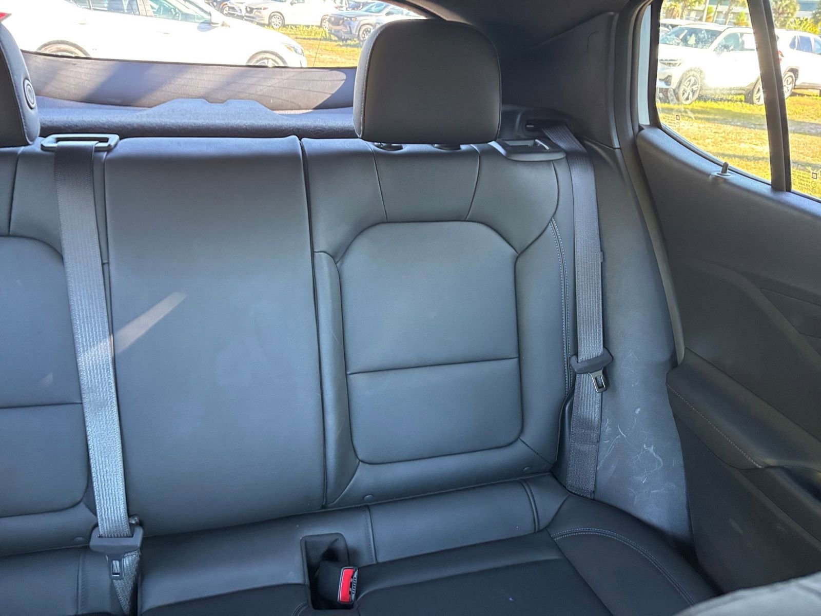 Used 2025 Buick Envista Sport Touring image 37