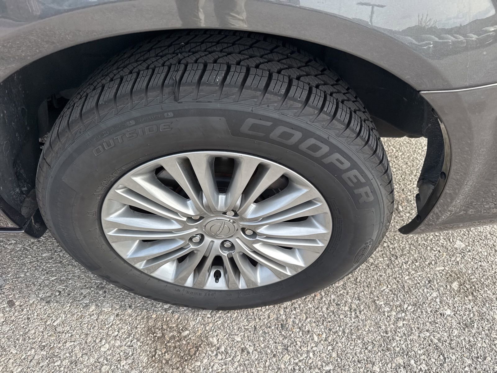 Used 2016 Chrysler Town & Country Touring-L w/ Driver Convenience Group FWD image 21