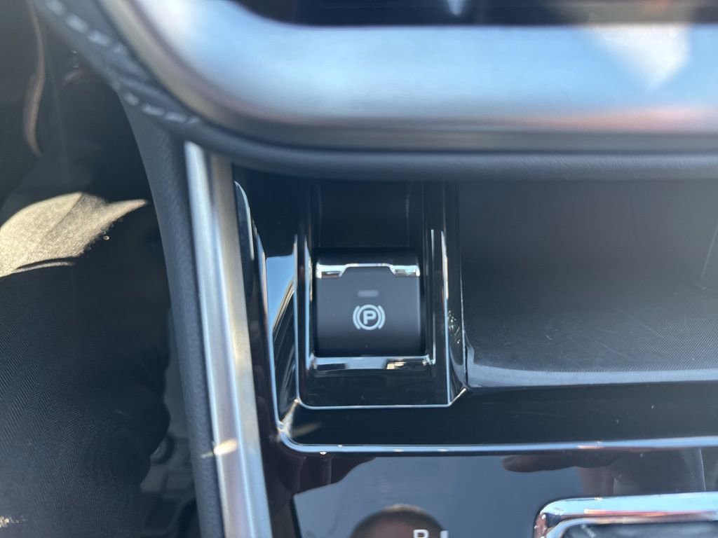 Used 2024 Subaru Legacy Limited image 28