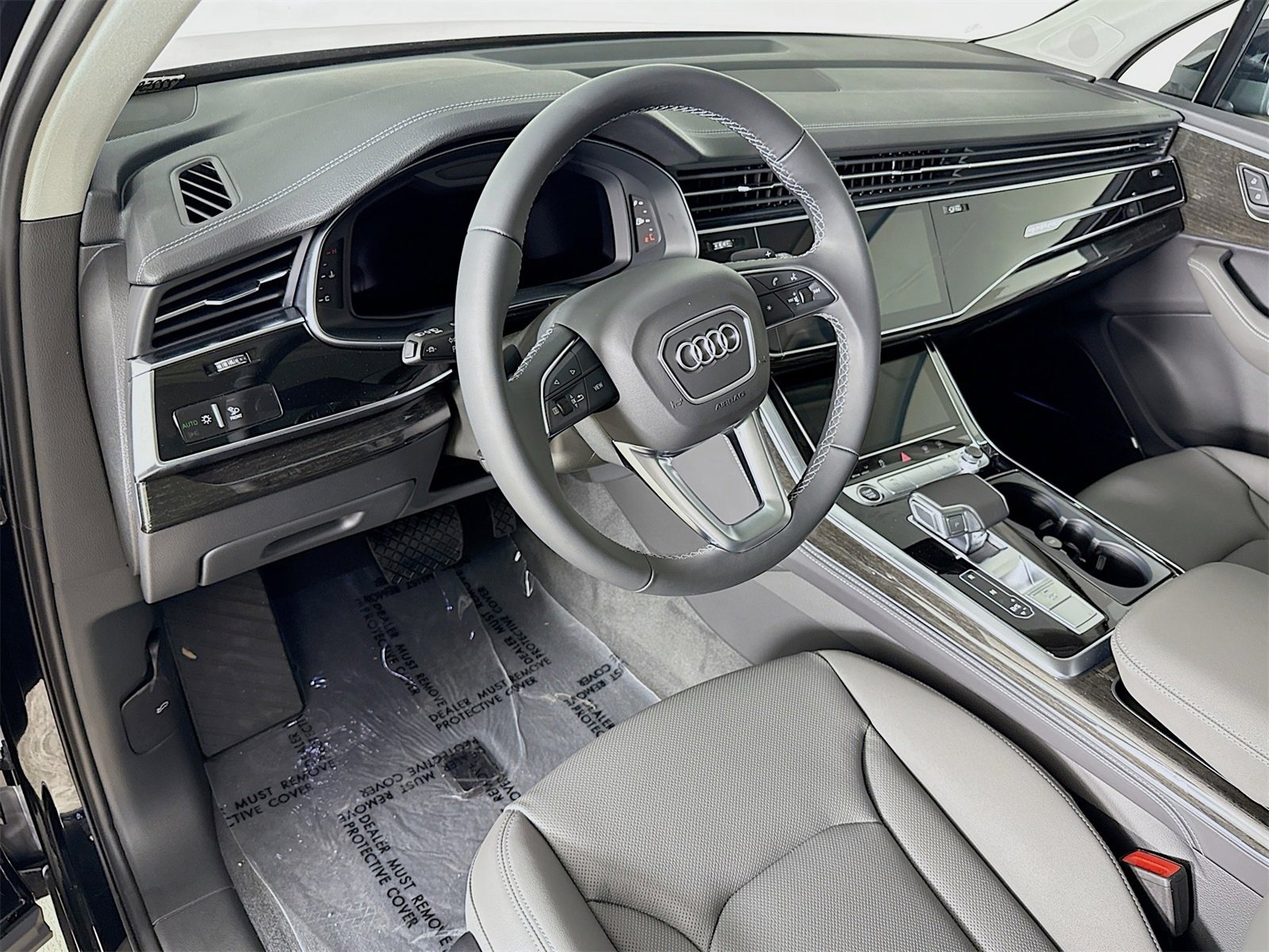 New 2025 Audi Q7 3.0T Premium Plus image 9